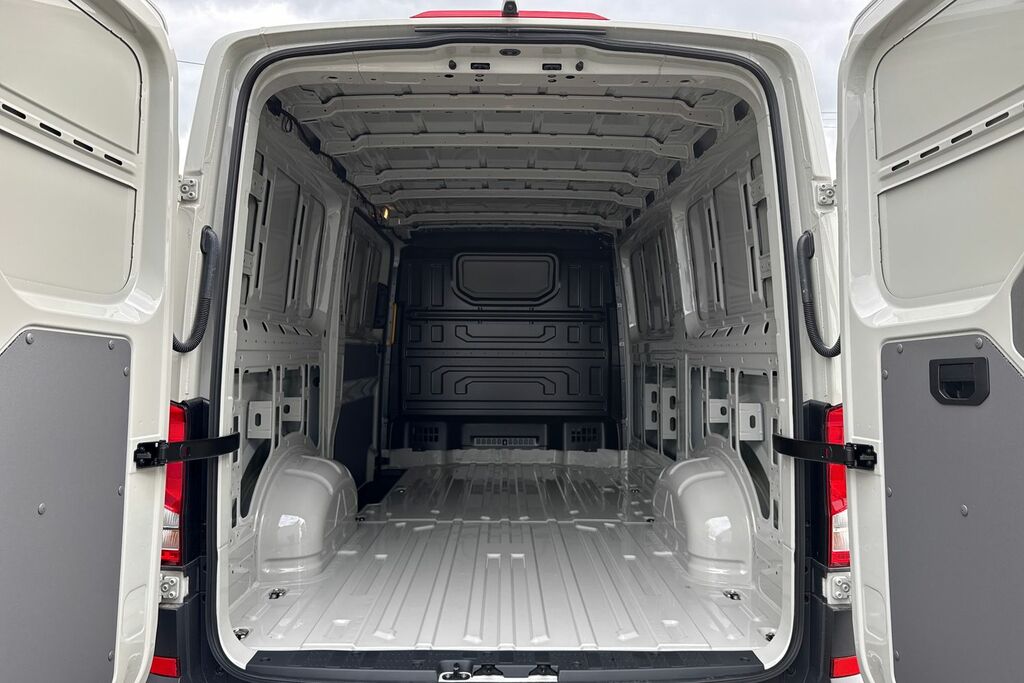 Volkswagen Crafter 2.0 Tdi 140Ps Commerce High Roof Van Grey #6