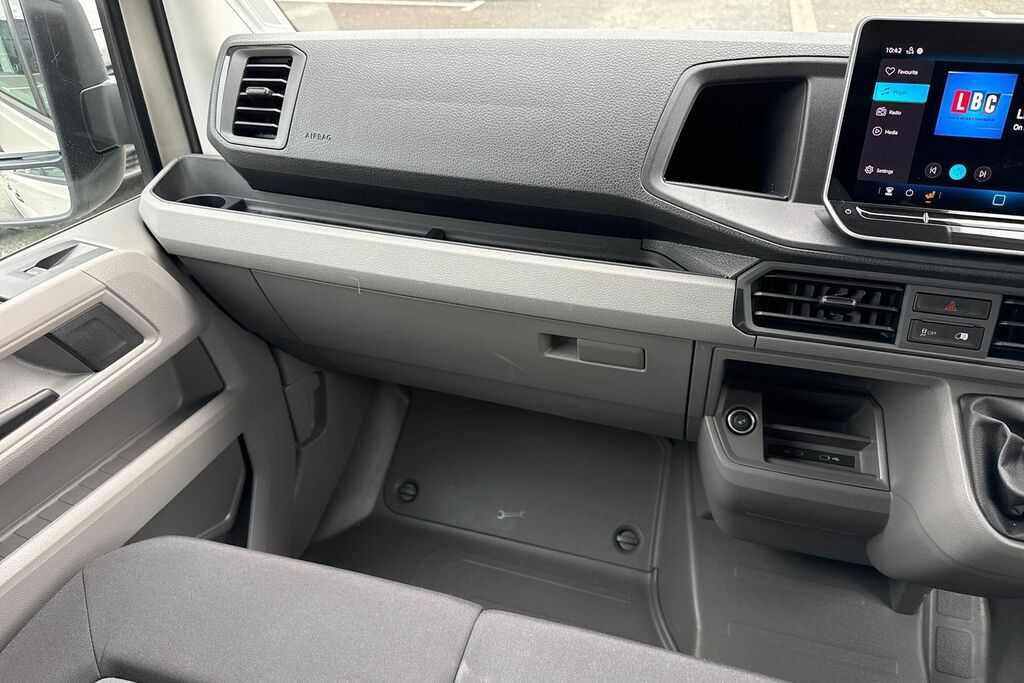 Volkswagen Crafter 2.0 Tdi Cr35 Commerce Plus Panel Van Ma YS26KMM Silver #19