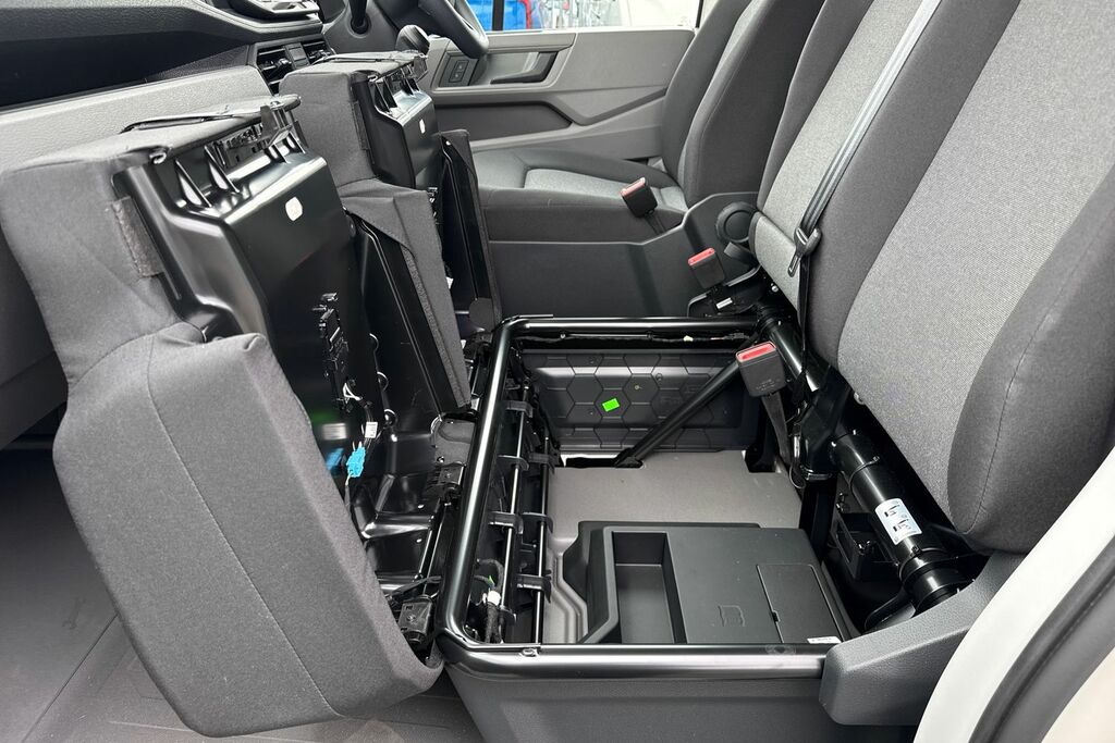 Volkswagen Crafter 2.0 Tdi Cr35 Commerce Plus Panel Van Ma YS26KMM Silver #33