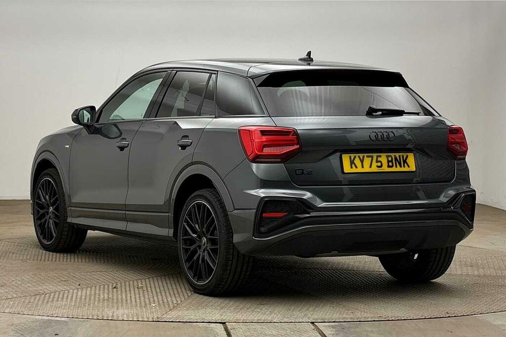 Audi Q2 Black Edition 35 Tfsi 150 Ps S Tronic Grey #3