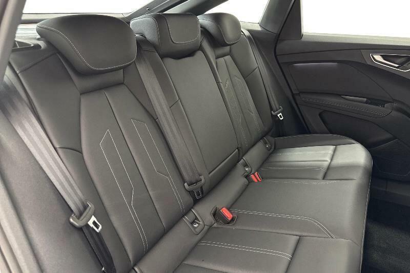 Audi Q4 E Tron 150Kw 40 63Kwh Black Edition Tech Pack Black #9