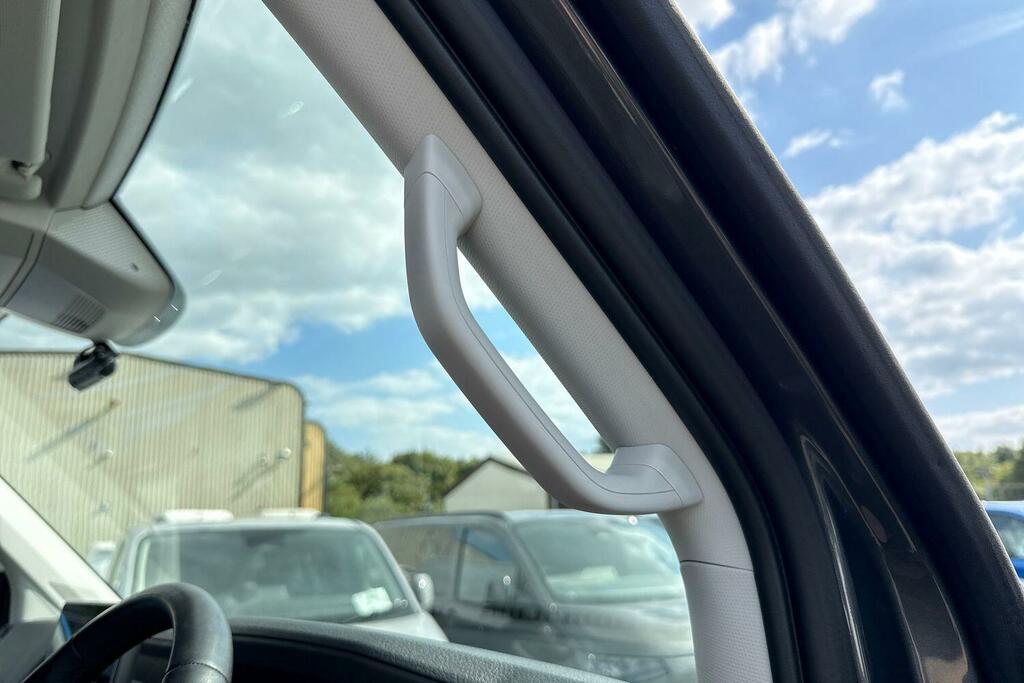 Volkswagen Crafter 2L Commerce Grey #25