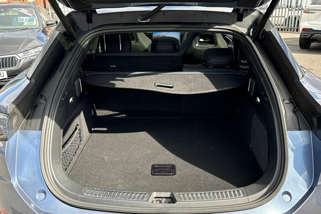 Byd Sealion 7 82.5Kwh Design Awd White #9