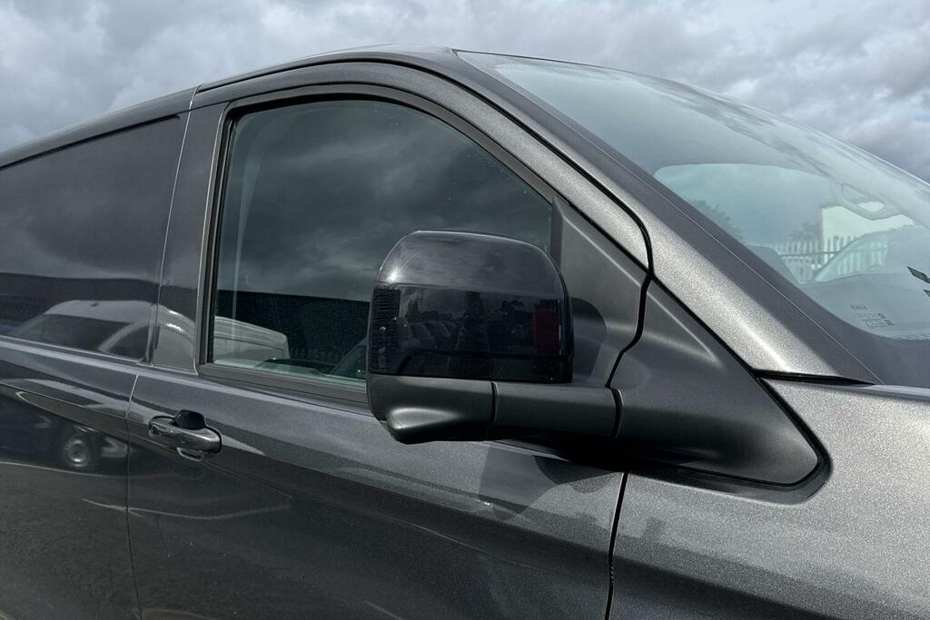 Volkswagen Transporter 2.0 Tdi 150Ps Commerce Pro Van Panel Van Blue #26
