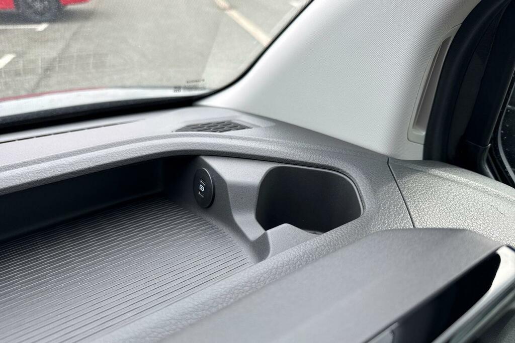 Volkswagen Transporter 2.0 Tdi 150Ps Commerce Pro Van Panel Van Blue #47
