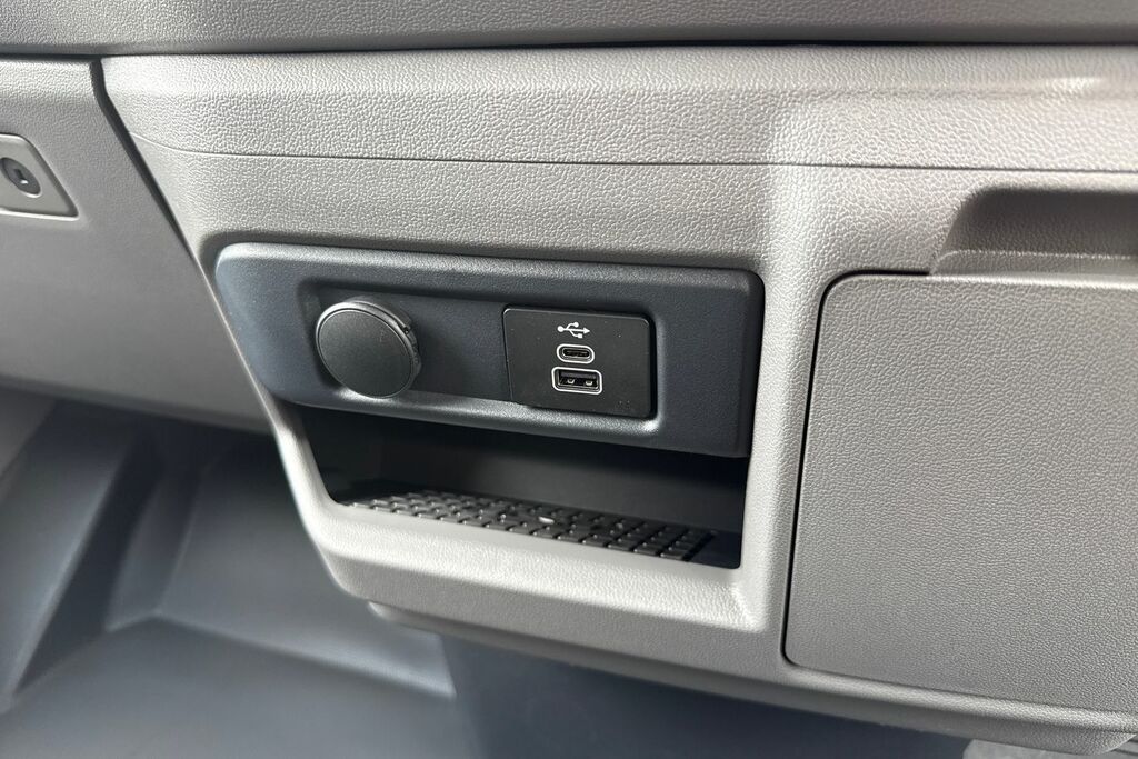 Volkswagen Transporter Commerce Pro Grey #45