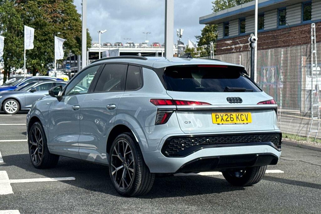 Audi Q3 2.0 Tdi Edition 1 S Tronic Grey #2