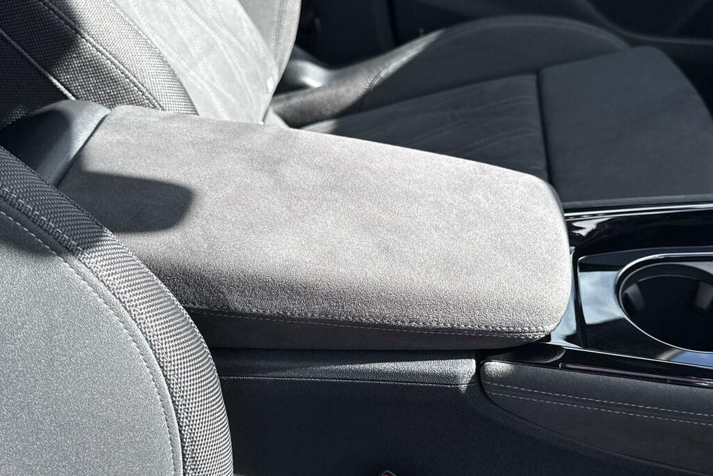 Audi Q3 1.5 E-hybrid Launch Edition Plus S Tronic Grey #35