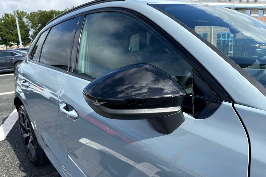 Audi Q3 1.5 E-hybrid Launch Edition Plus S Tronic Grey #27