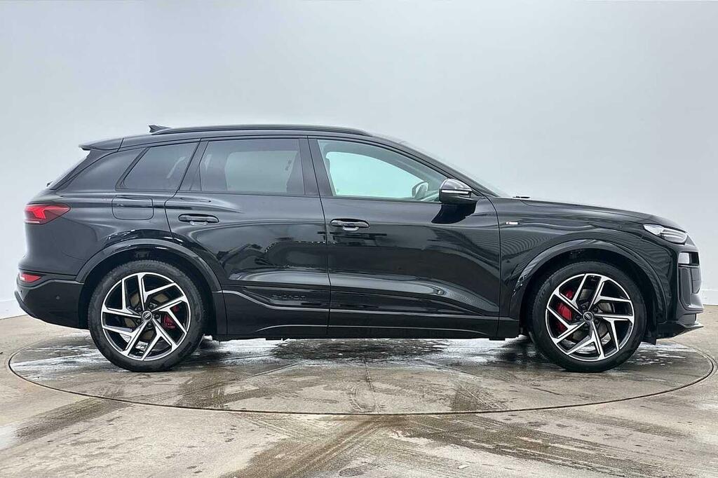 Audi Q6 E-Tron Suv Edition 1 185,00 Kw Black #4