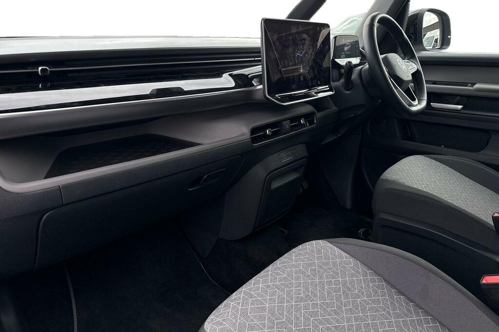 Volkswagen ID.Buzz Pro 79Kwh Commerce White #8