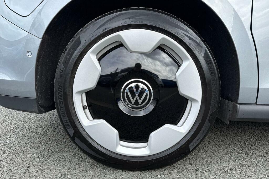 Volkswagen ID.Buzz Pro 79Kwh Commerce White #21