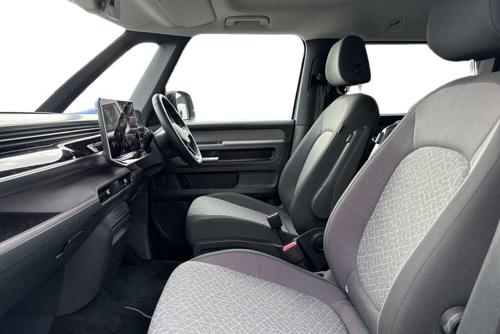 Volkswagen ID.Buzz Pro 79Kwh Commerce White #10
