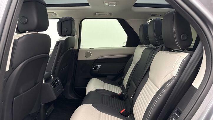 Land Rover Discovery 3.0 D350 Dynamic Hse Grey #4