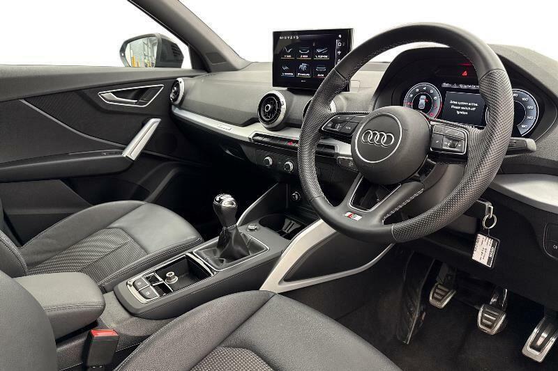 Audi Q2 S Line 30 Tfsi 116 Ps 6-Speed Black #6