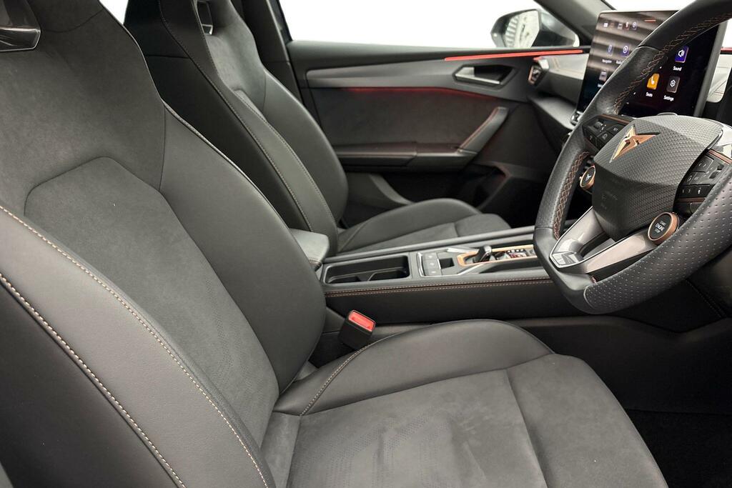 Cupra Leon 1.5 Ehybrid 204 V1 Dsg Estate White #10