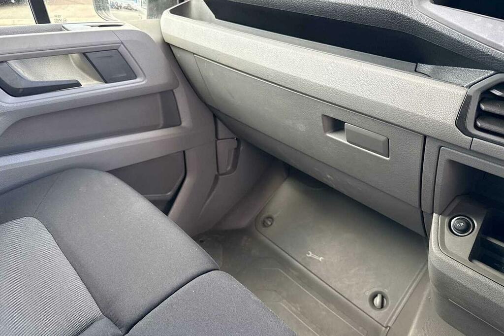 Volkswagen Crafter Cr35 Panel Van Commerce Plus Mwb 177 Ps 2.0 Tdi 8S Grey #14