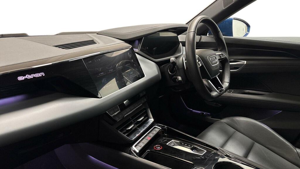 Audi E Tron GT 93.4Kwh Saloon Quattro 476 Ps Blue #2