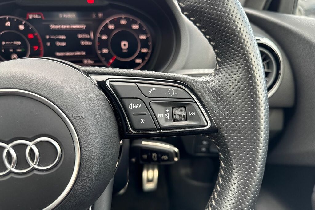 Audi A3 A3 Sportback 35 Tfsi S Line Black Edition White #39