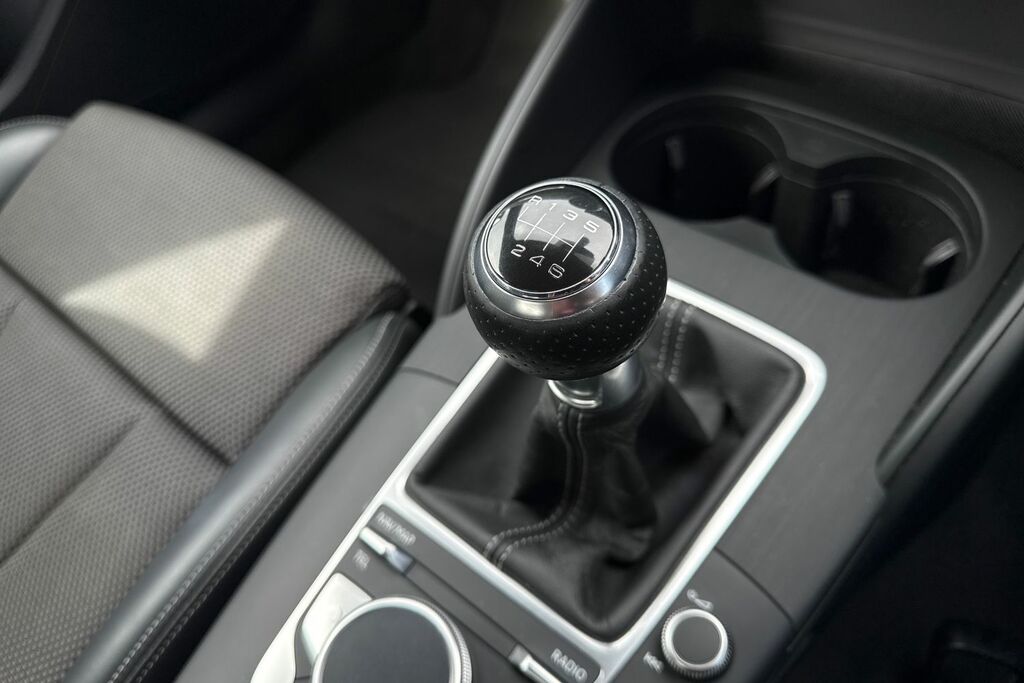 Audi A3 A3 Sportback 35 Tfsi S Line Black Edition White #19