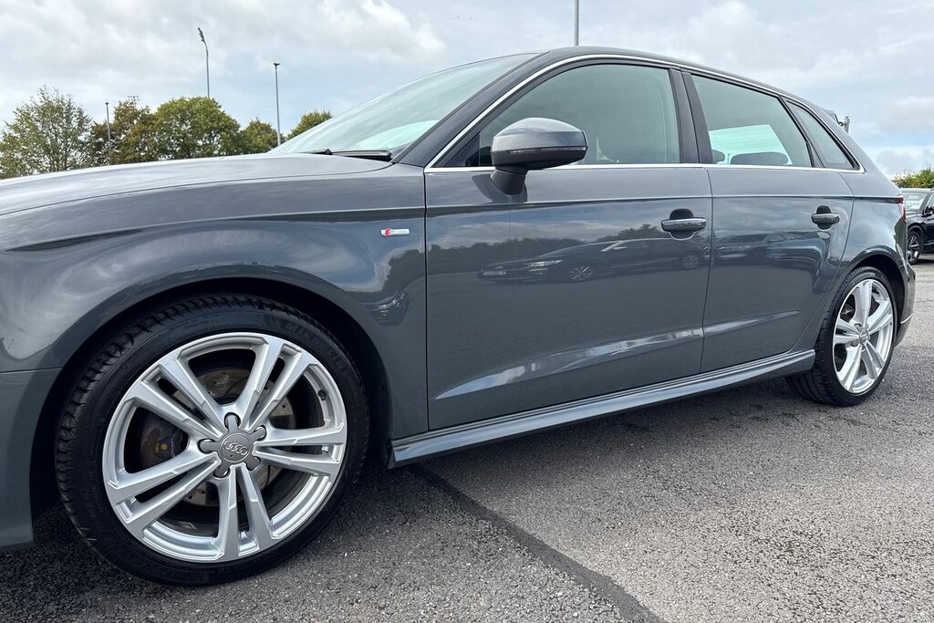 Audi A3 A3 Sportback 35 Tfsi S Line Black Edition White #27
