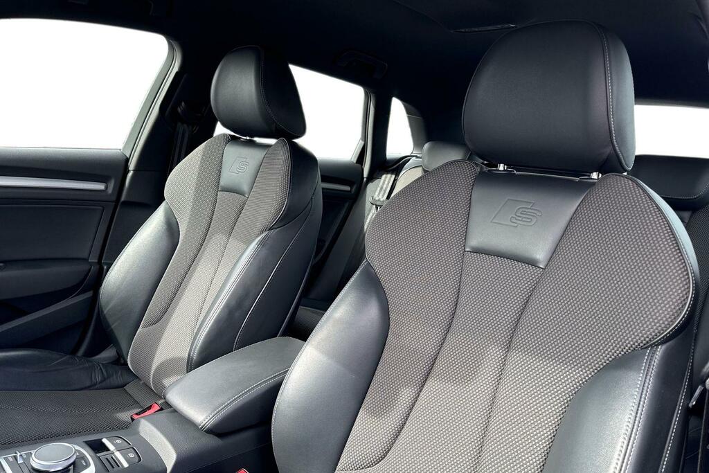 Audi A3 A3 Sportback 35 Tfsi S Line Black Edition White #10
