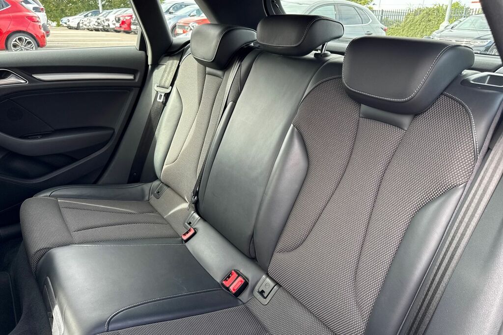 Audi A3 A3 Sportback 35 Tfsi S Line Black Edition White #13