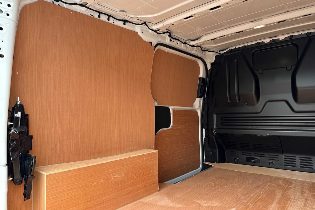 Volkswagen Transporter 2L Commerce Pro Grey #40