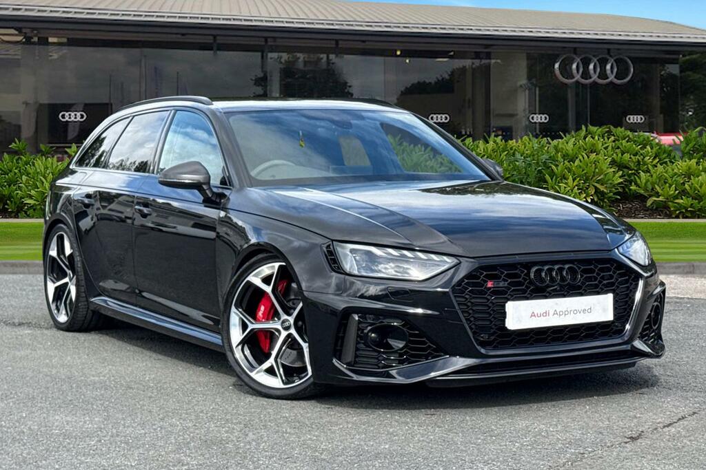 Audi RS4 Avant 4 Competition 450 Ps Tiptronic Black