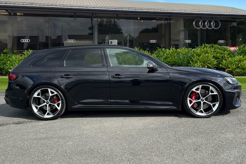 Audi RS4 Avant 4 Competition 450 Ps Tiptronic Black #3
