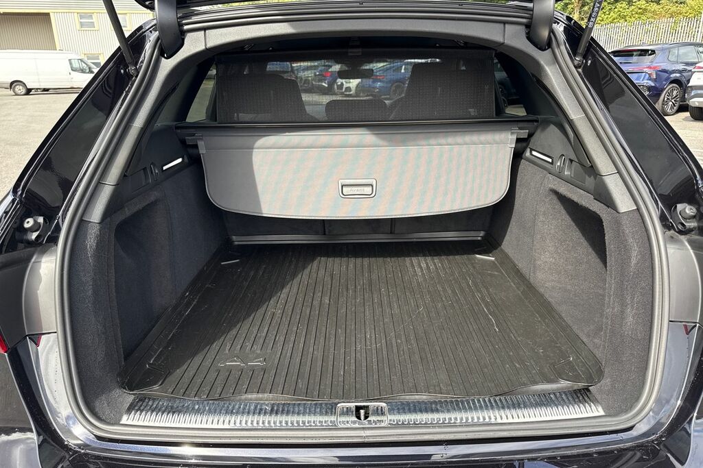 Audi RS4 Avant 4 Competition 450 Ps Tiptronic Black #6