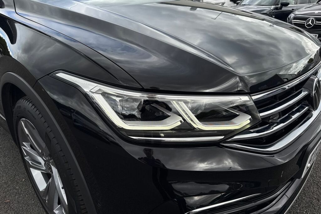 Volkswagen Tiguan Elegance White #8