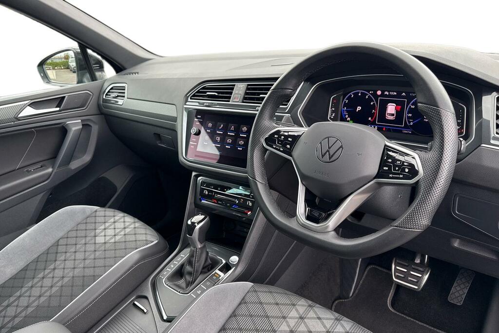 Volkswagen Tiguan Elegance White #13