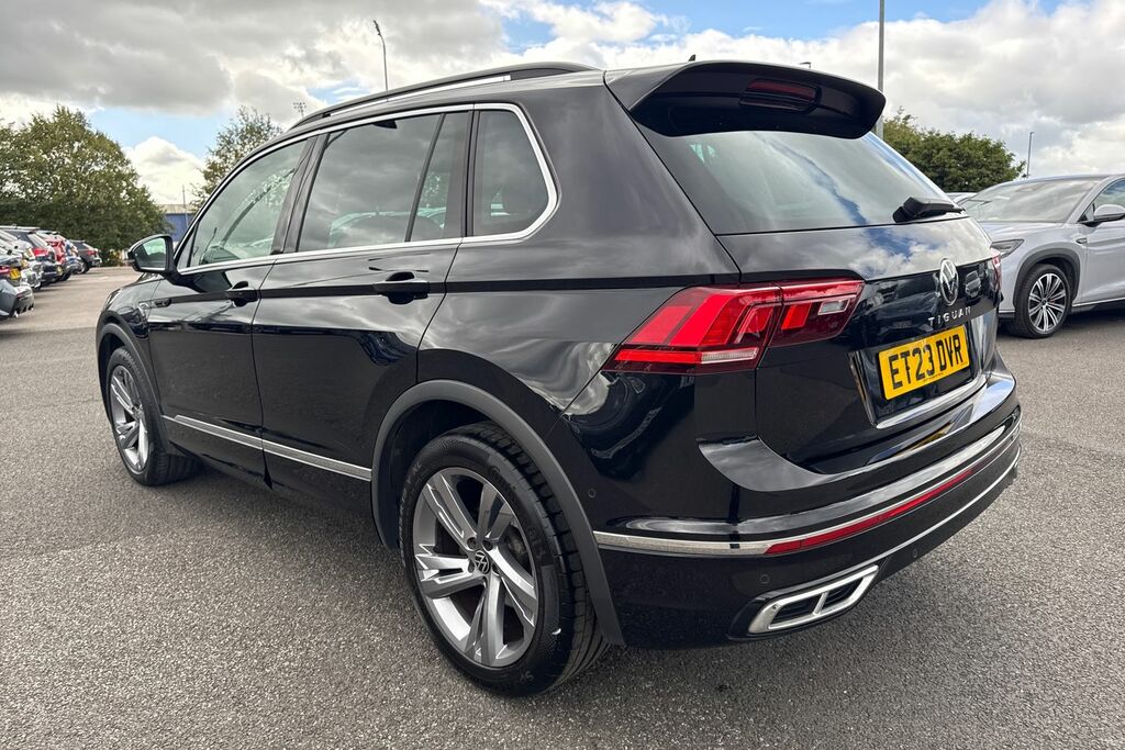Volkswagen Tiguan Elegance White #29