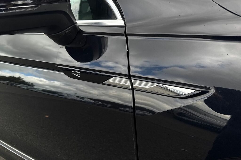 Volkswagen Tiguan Elegance White #35