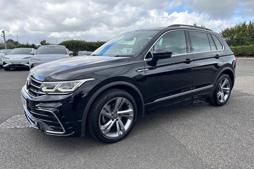 Volkswagen Tiguan Elegance White #26
