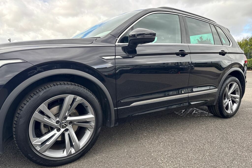 Volkswagen Tiguan Elegance White #27