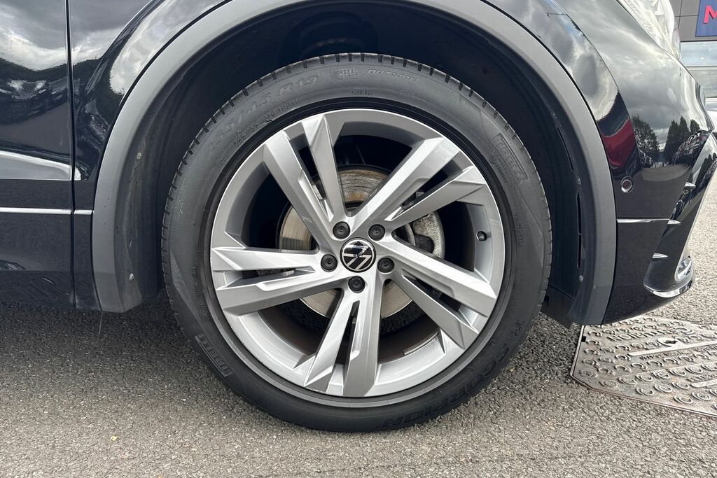 Volkswagen Tiguan Elegance White #9