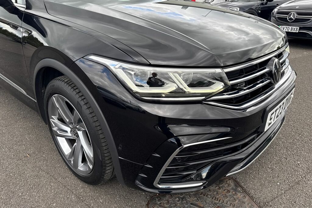 Volkswagen Tiguan Elegance White #24