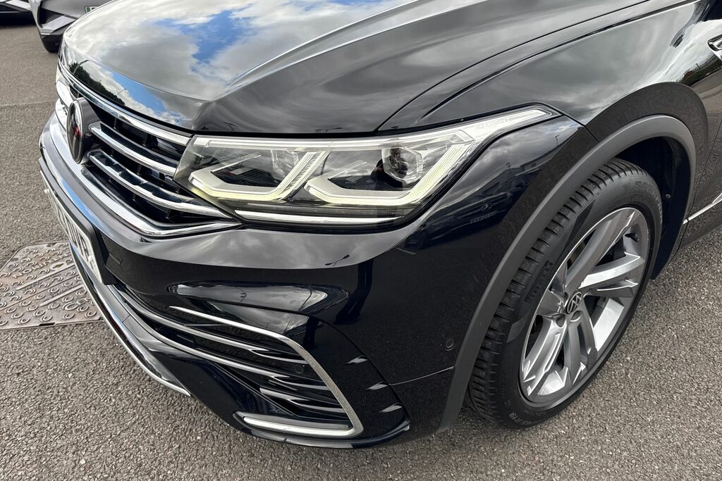 Volkswagen Tiguan Elegance White #25