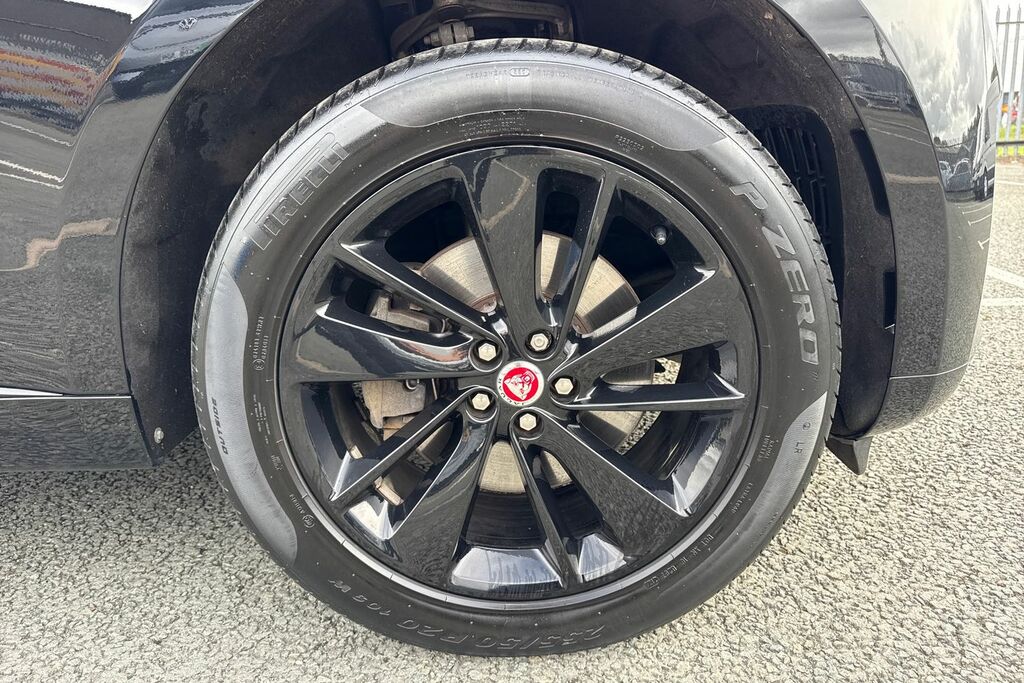 Jaguar F-Pace 2.0 D200 Mhev R-dynamic Black Awd Euro 6 Ss Black #6
