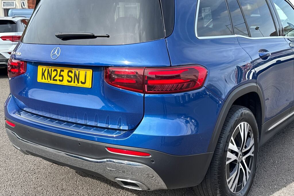 Mercedes-Benz GLB Class Sport Executive Silver #9