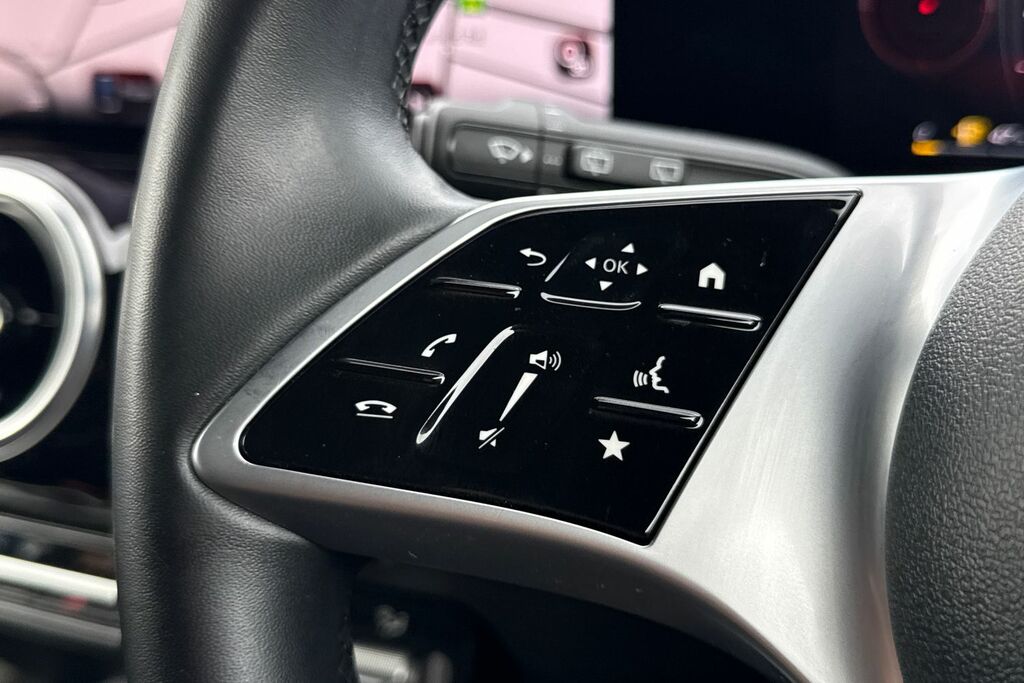 Mercedes-Benz GLB Class Sport Executive Silver #43