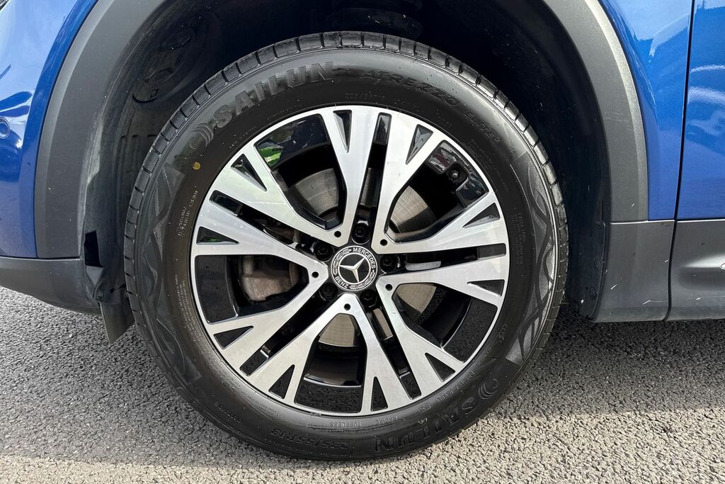 Mercedes-Benz GLB Class Sport Executive Silver #12