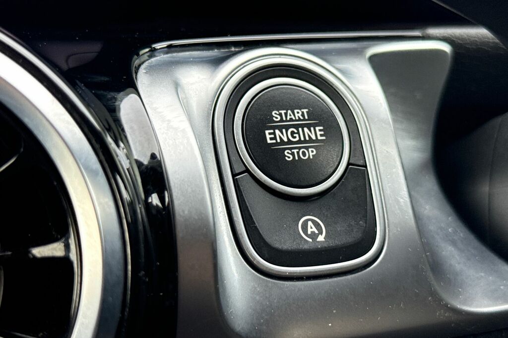 Mercedes-Benz GLB Class Sport Executive Silver #36
