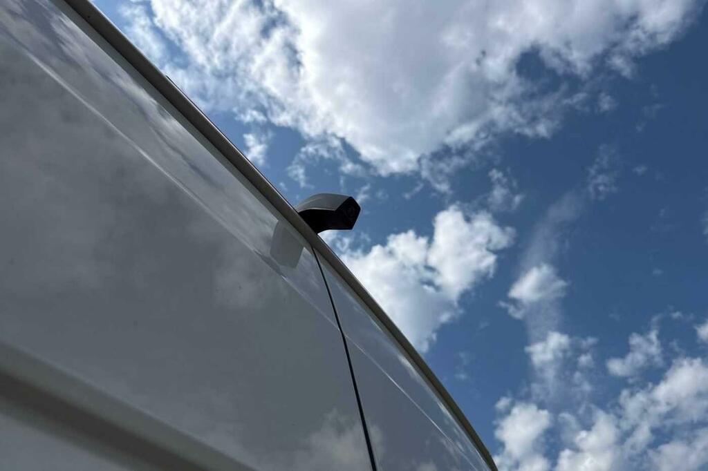 Volkswagen Crafter Cr35 Panel Van Commerce Mwb 163 Ps 2.0 Tdi 6Sp Man Grey #25