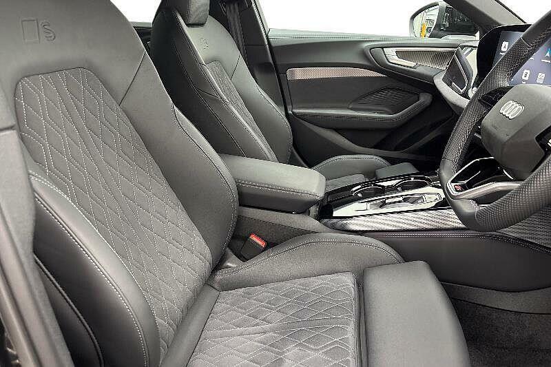 Audi A5 2.0 E-hybrid 25.9Kwh Technik Estate Plu White #10