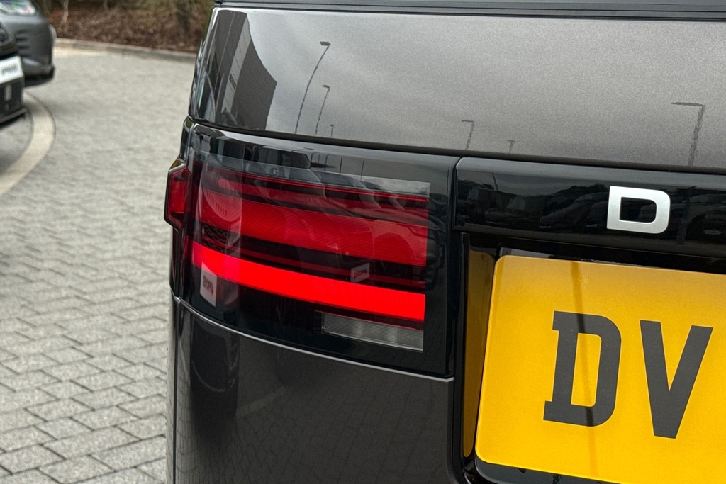 Land Rover Discovery 3.0 D350 Dynamic Hse Grey #25