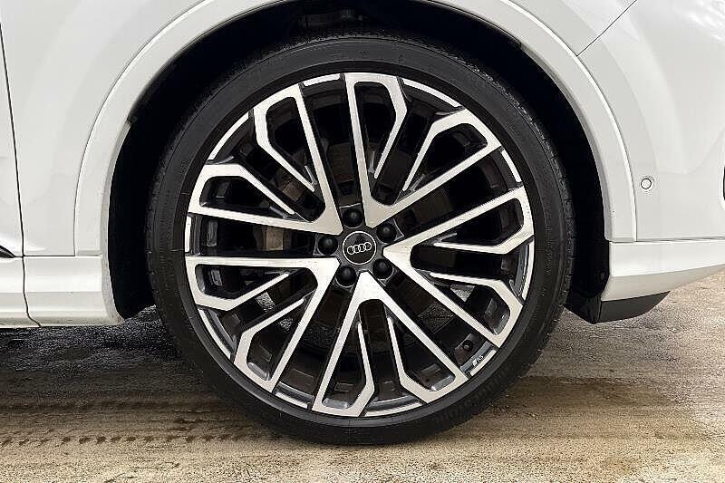 Audi Q7 Suv Vorsprung 50 Tdi Quattro 286 Ps Tiptronic White #4