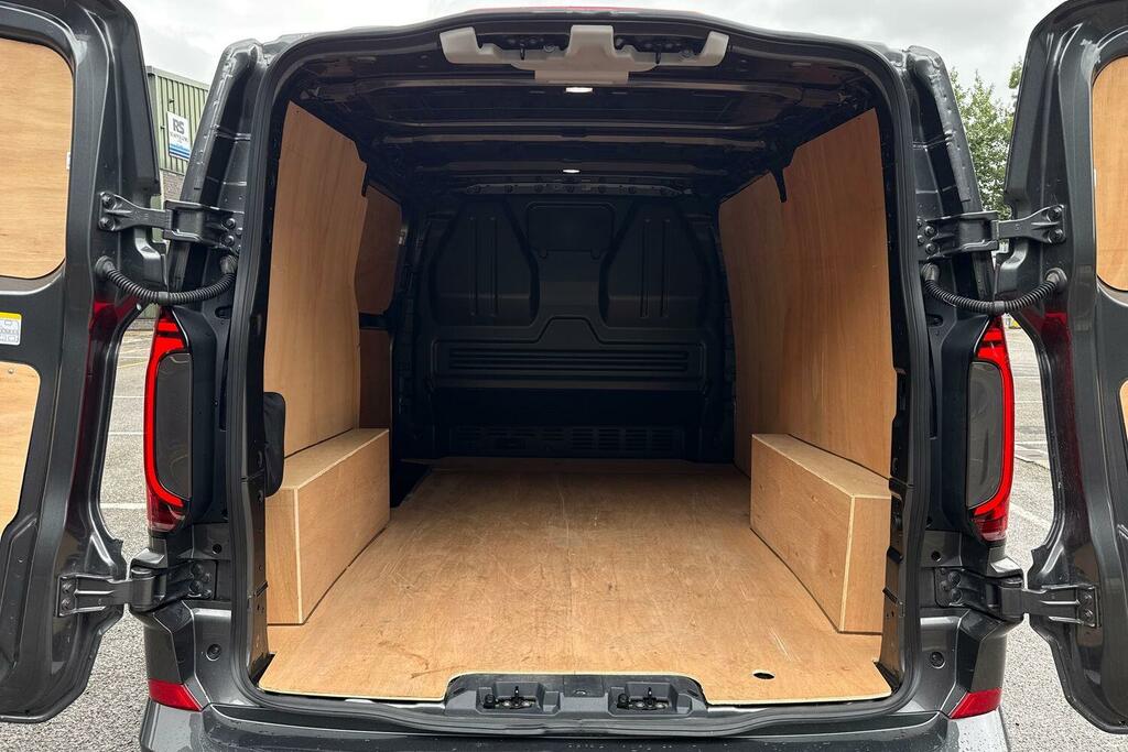 Volkswagen E-Transporter 160Kw 65Kwh Commerce Pro Van Grey #9